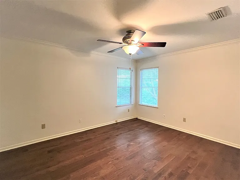 5011 Finley Dr — Photo 18