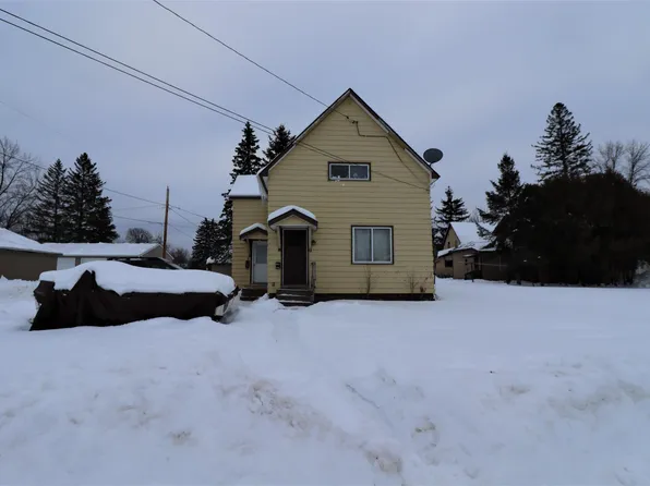 608 8th St E, Ashland, WI 54806