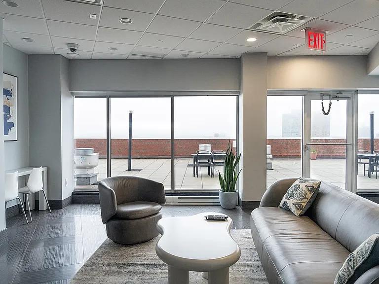 97-45 Queens Blvd #Penthouse 7 — Photo 21