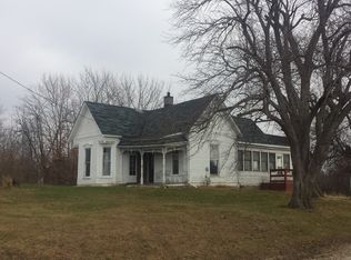 322 N Palmyra St, Perry, MO 63462