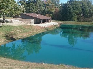 3646 Canna Rd, Pinckneyville, IL 62274