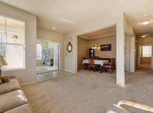 1076 Huntly Dr, Folsom, CA 95630