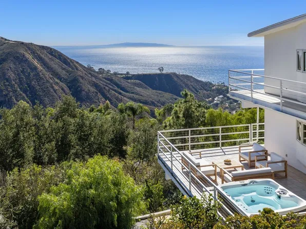 21733 Castlewood Dr, Malibu, CA 90265