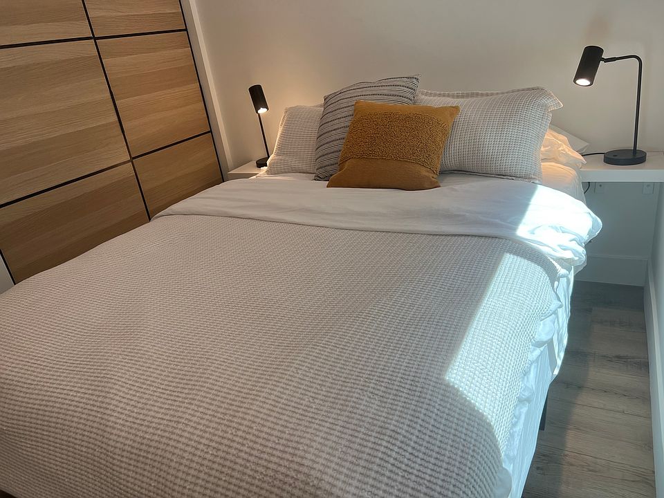 Queen Size Plush Mattress