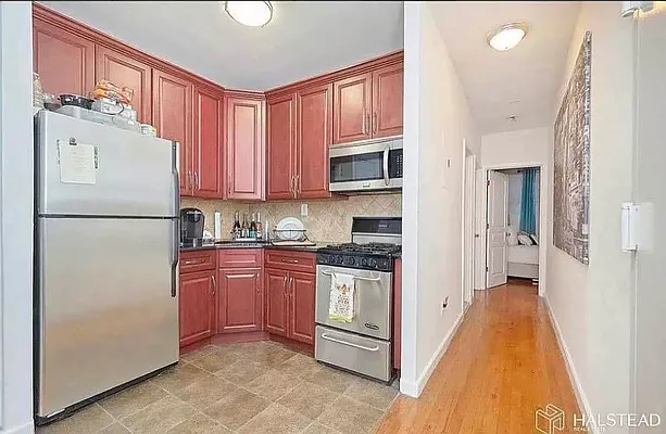 Rented by Compass | media 21