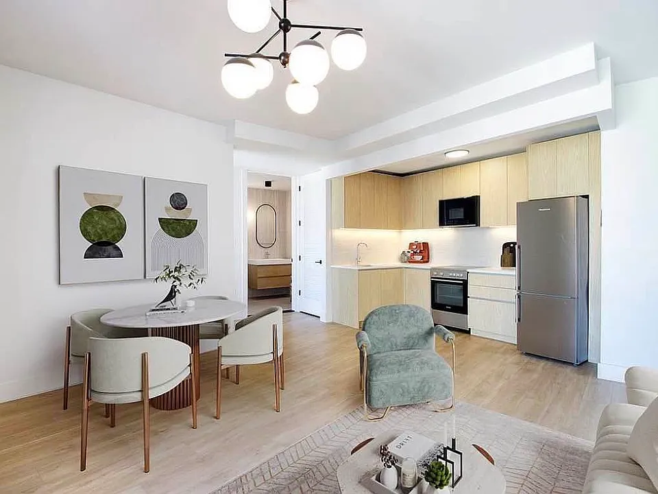 153 Erasmus St #4B