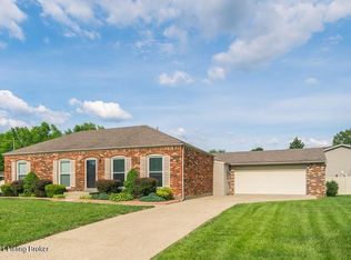 8403 Rodney Cir, Louisville, KY 40219