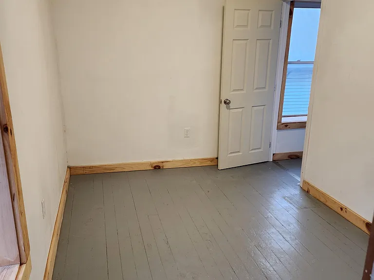 364 S Main St #4 — Photo 3