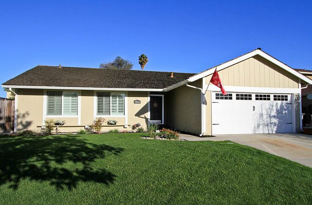 1st image of 6094 Blacklock Ct