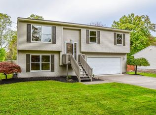 182 Meadowridge Rd, Mogadore, OH 44260