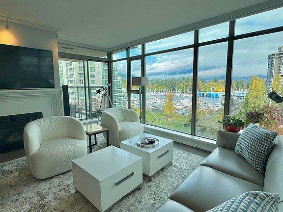 3rd image of 1680 Bayshore Dr #706