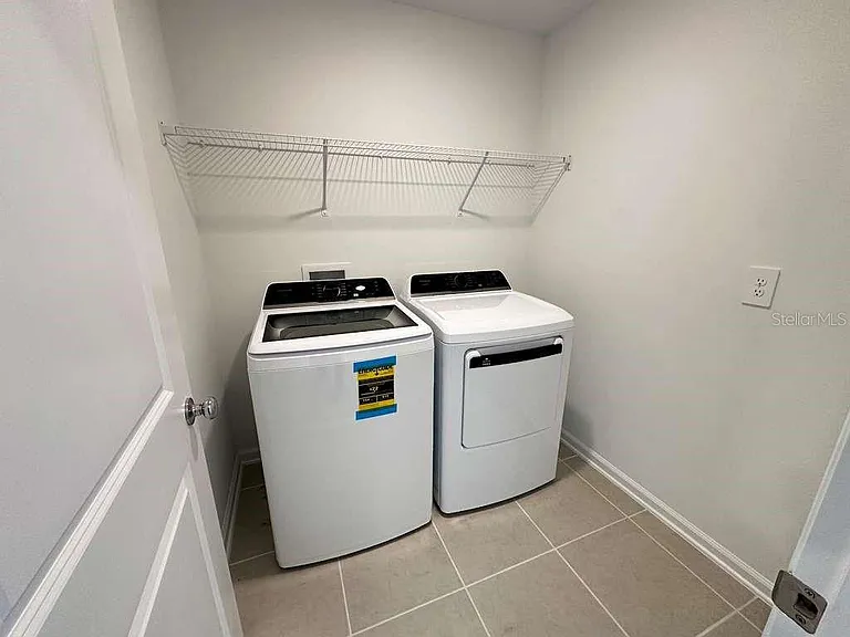2154 Chris Dr — Photo 12