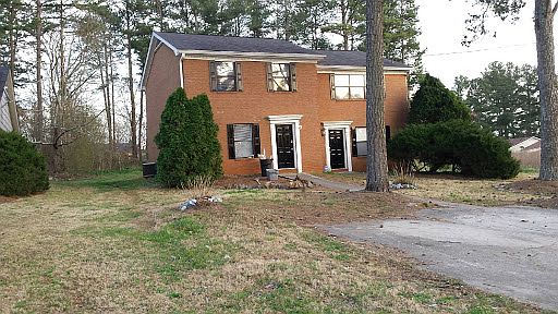 3rd image of 510 Charleston Ln