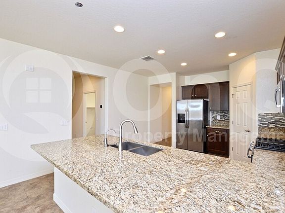 5th image of 10137 W Los Gatos Dr