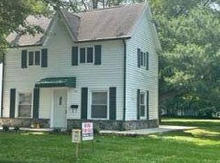 140 Davis St, Croswell, MI 48422