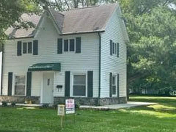 140 Davis St, Croswell, MI 48422