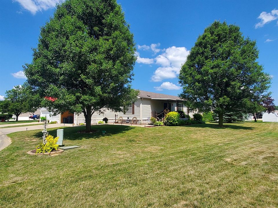 Exterior Image-0-Crystal Valley C59 Camelot Village