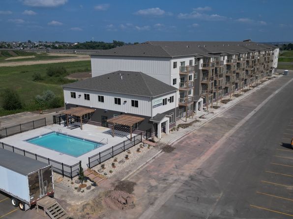 7000 E Arrowhead Pkwy #427