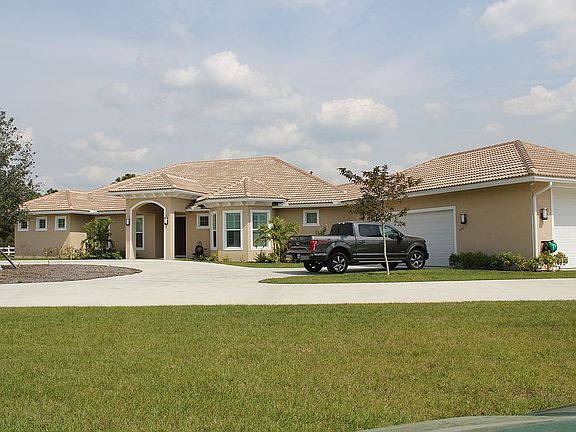 Home & 900 sq.ft. Garage