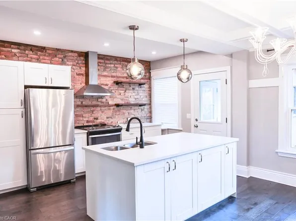 451 King William St, Hamilton, ON L8L 1R1