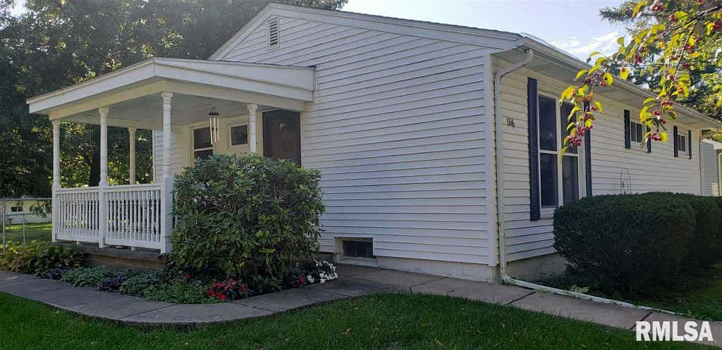 1316 32nd Avenue Ct photo 1