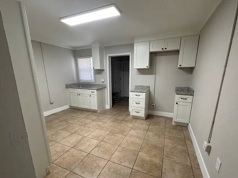 811 Florida Ave #819 — Photo 6