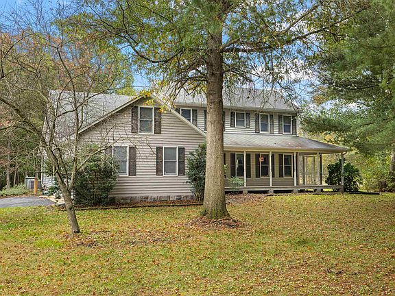 3rd image of 1168 Mount Torrey Rd