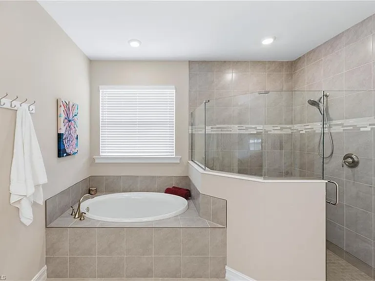 18699 Ensenada Dr — Photo 17