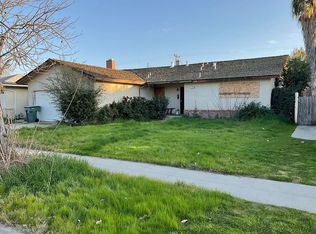 1205 E San Ramon Ave, Fresno, CA 93710