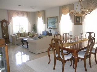 10542 NW 51st St, Doral, FL 33178