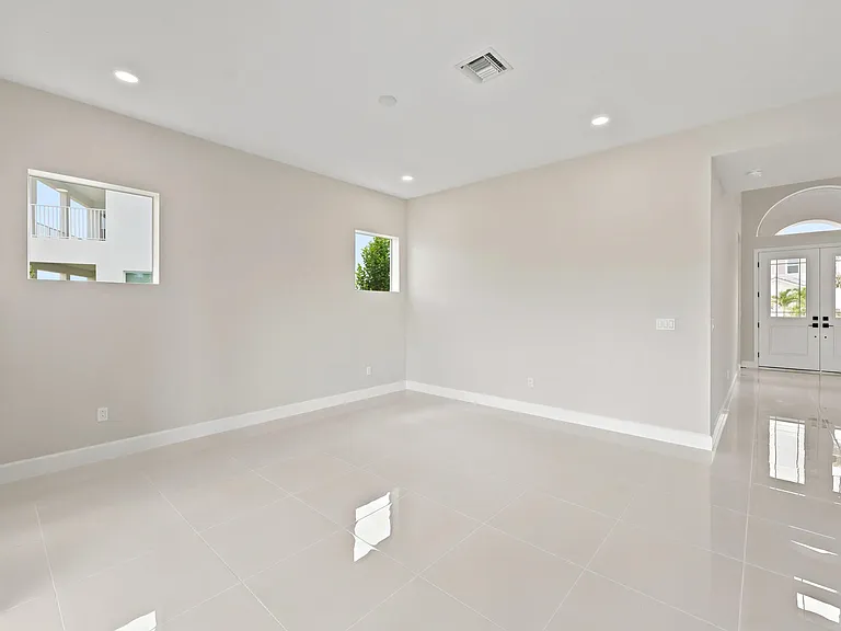 14261 Spruce Pine Dr — Photo 27