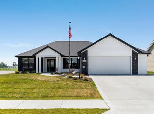 9086 Matthew Spring Run, New Haven, IN 46774