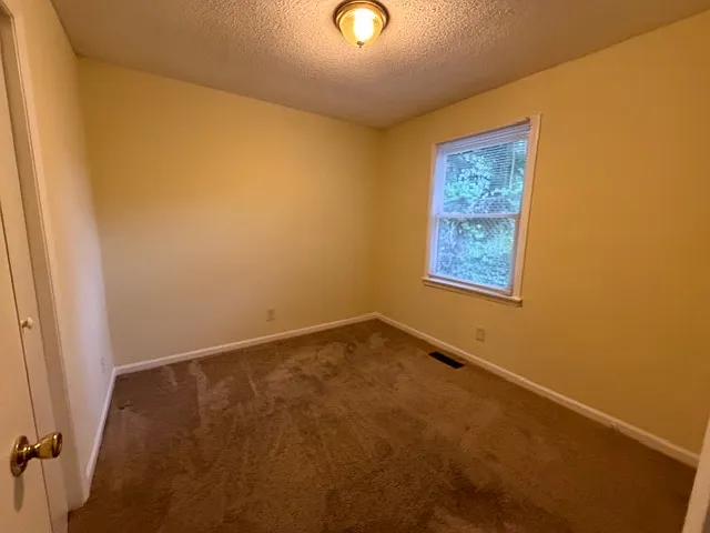 812 S Broad St — Photo 11