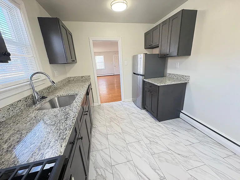 1010 Beechwood Ave — Photo 18