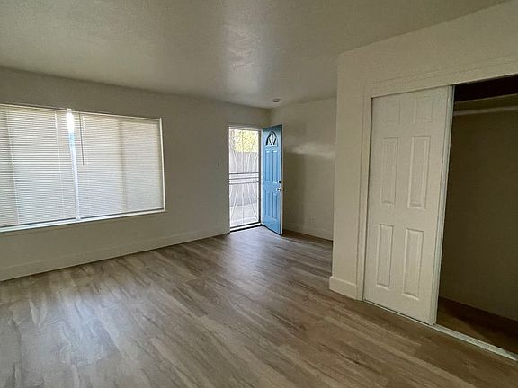 3rd image of 816 37th St APT C