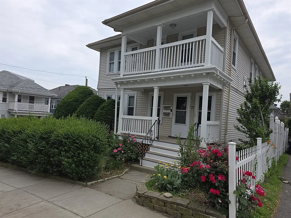 32 Boutwell St #2
