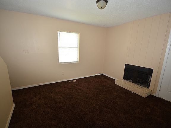 5th image of 1435 Cherrycrest Dr #A