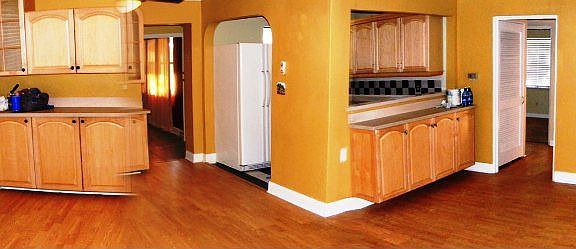 4th image of 2023 Plantation Dr