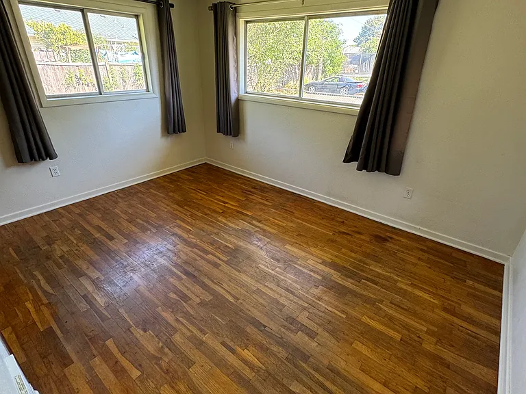 1215 23rd Ave SE #1 — Photo 13