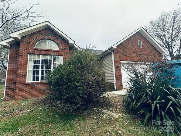 3727 Maple Knoll Dr, Monroe, NC 28112