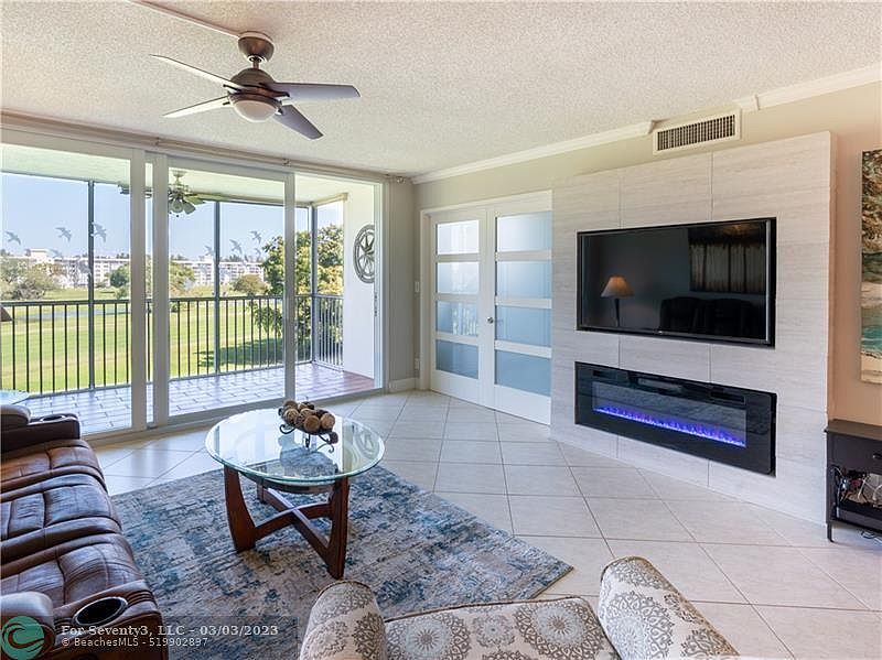 1st image of 2851 S Palm Aire Dr APT 403