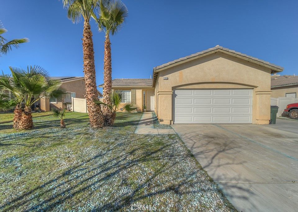 1st image of 11660 Desert Falls St