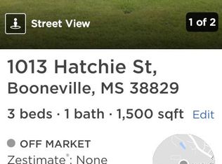 1013 Hatchie St, Booneville, MS 38829