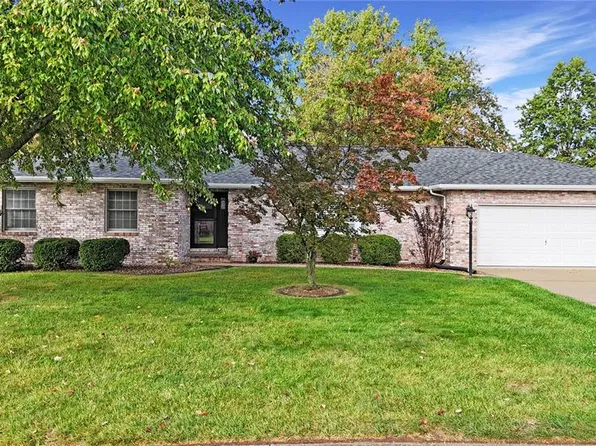 121 Calypso Dr, Belleville, IL 62221