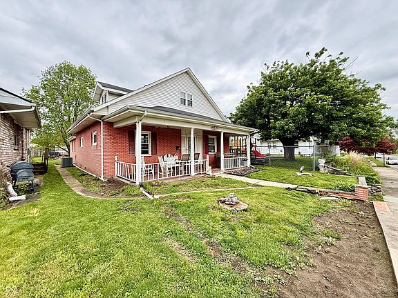 4th image of 2821 Morton St