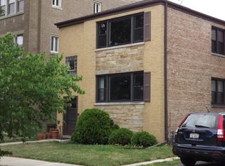 5000 Louise St #2, Skokie, IL 60077