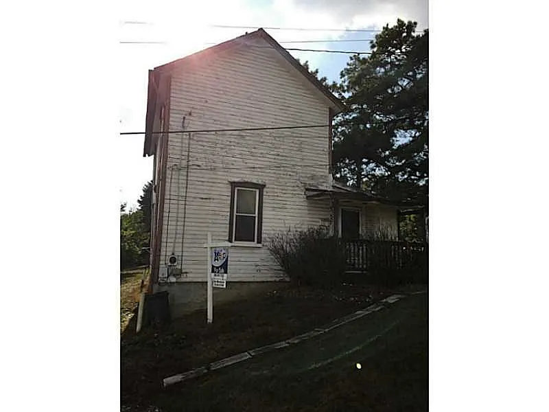 407 Andress Way photo 1