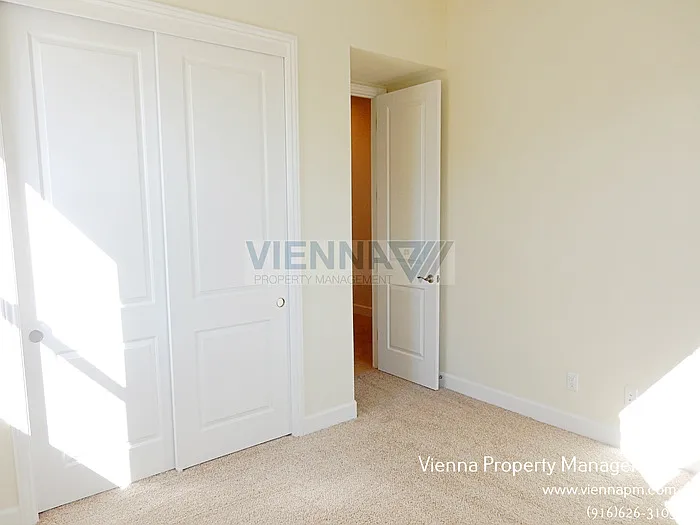 1062 Yucca Dr — Photo 30