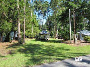 648 Escambia Dr, Lillian, AL 36549
