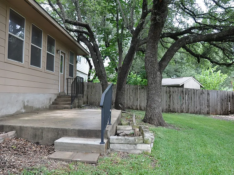 507 Las Colinas Dr — Photo 22